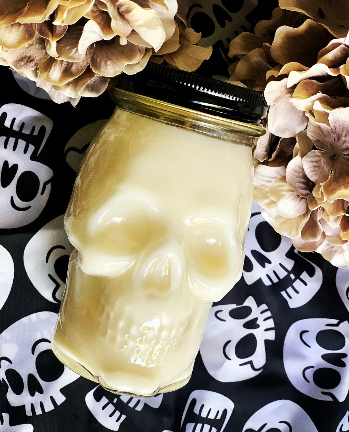 16oz skull vessel pure soy candle
